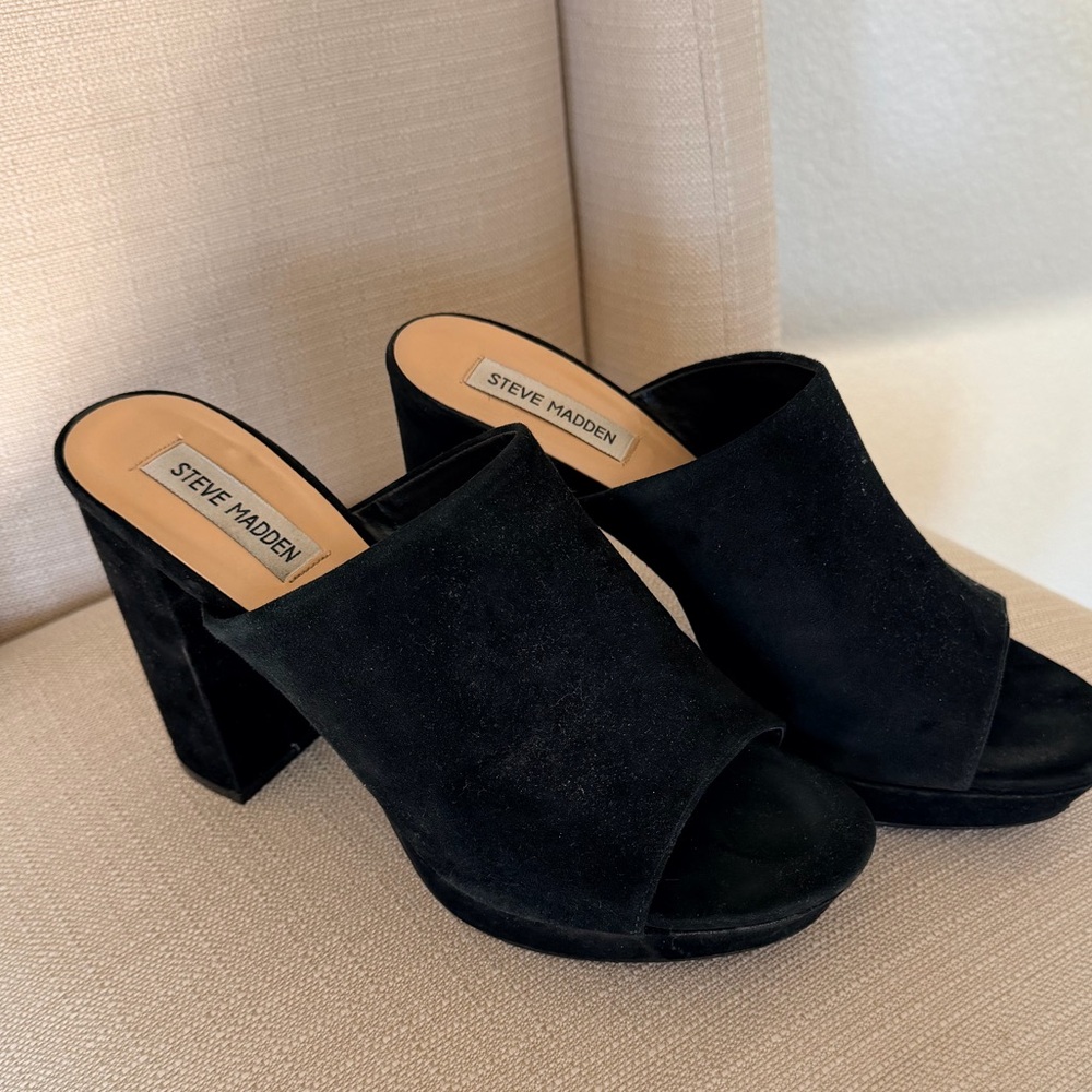 Steve Madden Black Suede Mules